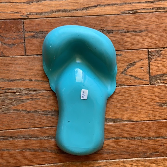 Handmade Fused Glass Flip Flop Tray - Picture 2 of 2